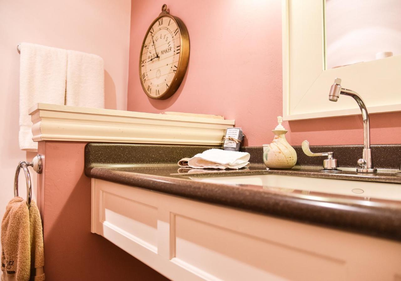 The Lodgings At Pioneer Lane 에브라임 외부 사진